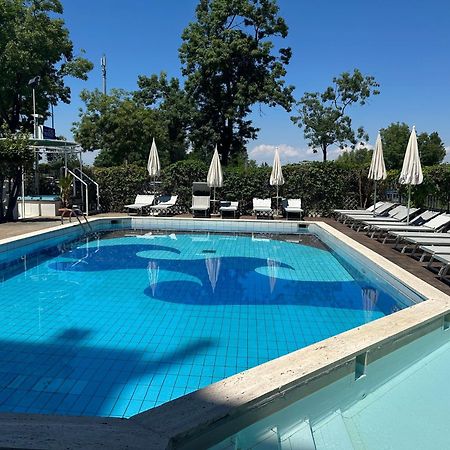Hotel President Τζεσόλο Λίντο Εξωτερικό φωτογραφία