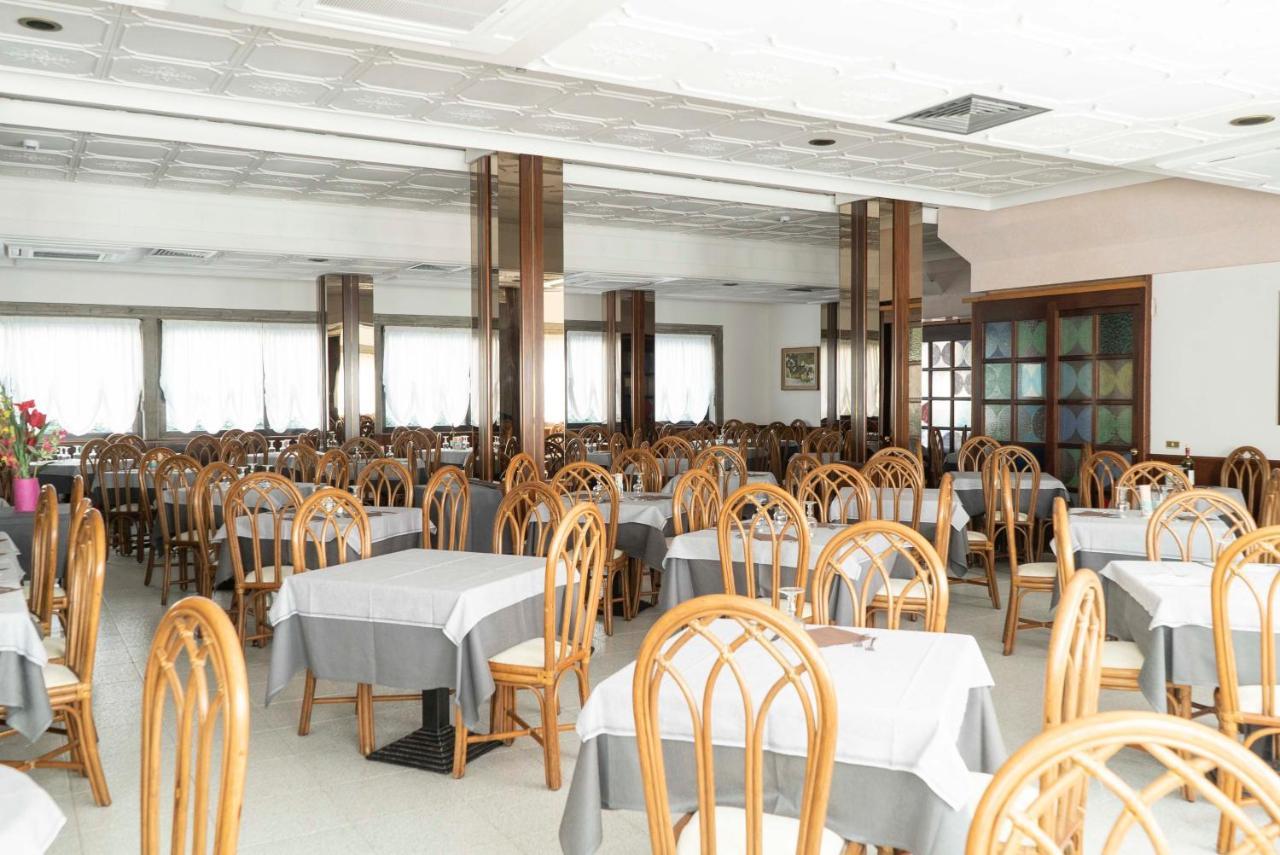 Hotel President Τζεσόλο Λίντο Εξωτερικό φωτογραφία