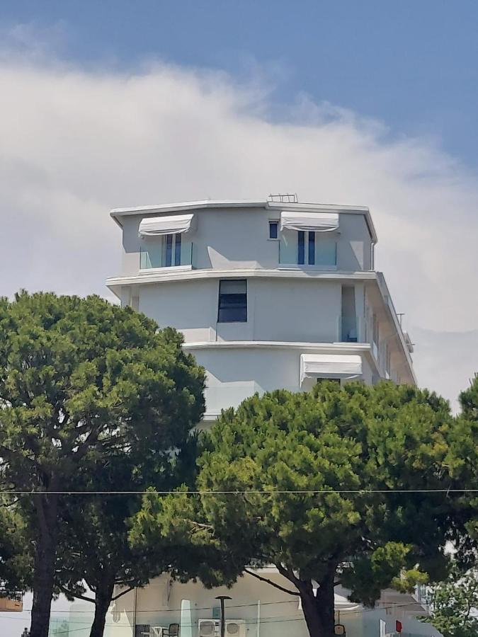 Hotel President Τζεσόλο Λίντο Εξωτερικό φωτογραφία