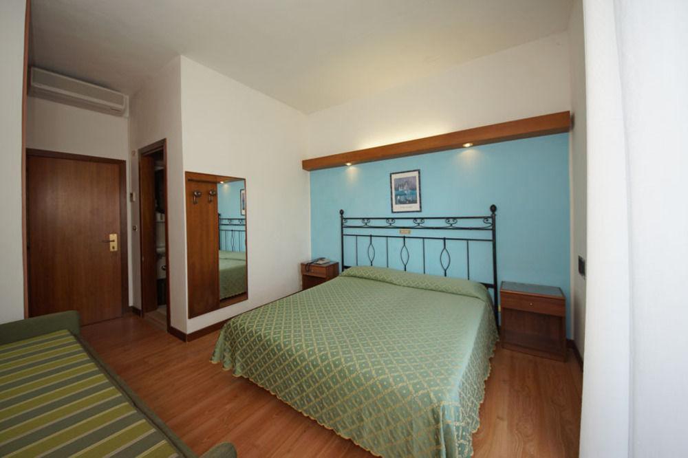 Hotel President Τζεσόλο Λίντο Εξωτερικό φωτογραφία